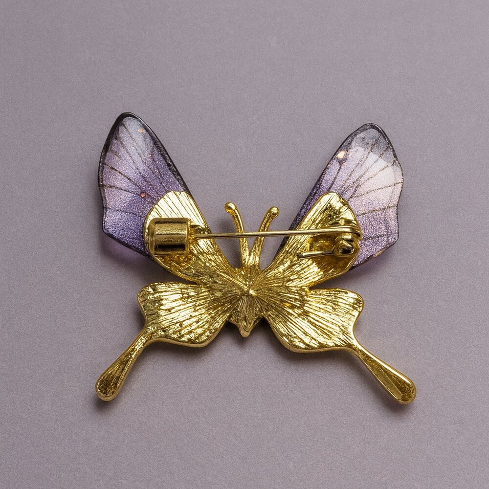 Gold-Tone Rhinestone Butterfly Brooch Pin, Acrylic Wings. Purple Butterfly New - Picture 2 of 3